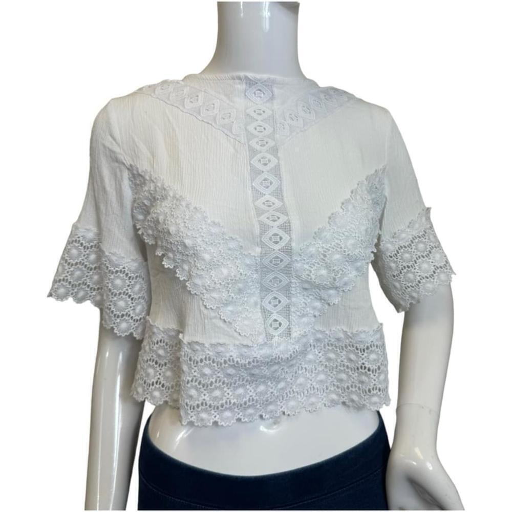 Thread Market Size small white crop top with lace